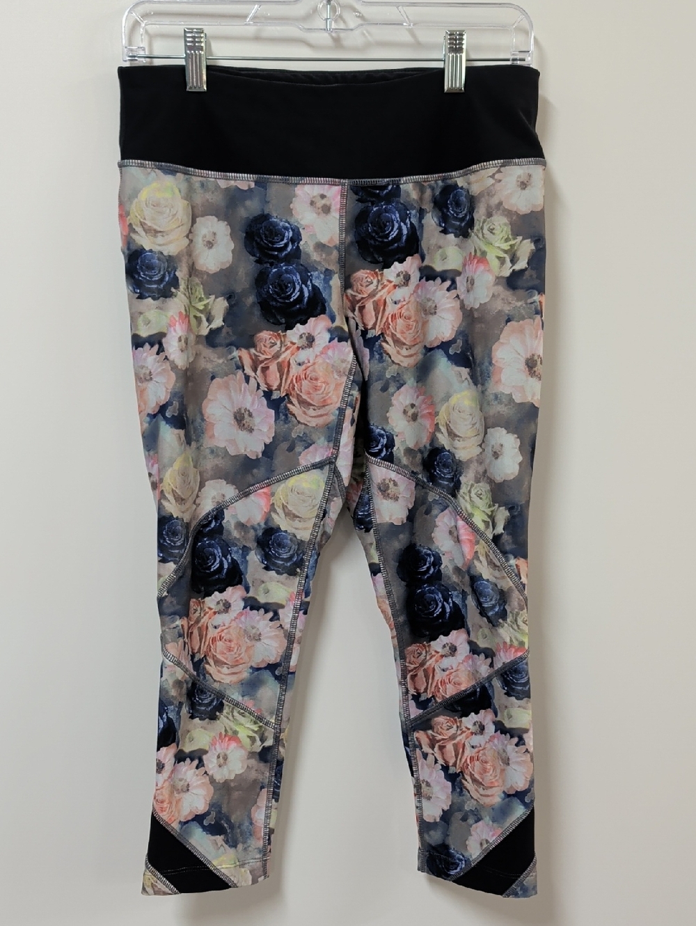 MPG Watercolor Floral Sculpt Leggings Size Medium